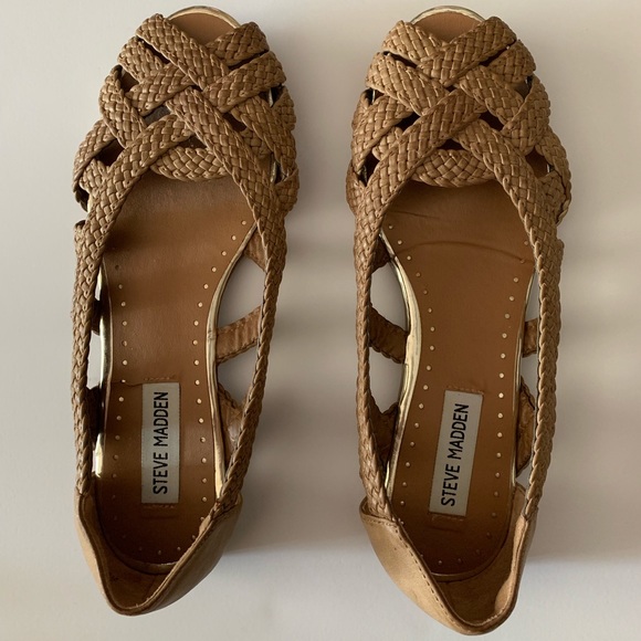 Steve Madden Shoes - Steve Madden Flats 🥰